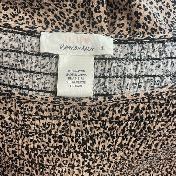 Urban Romantics Leopard print blouse - Picture 3 of 4